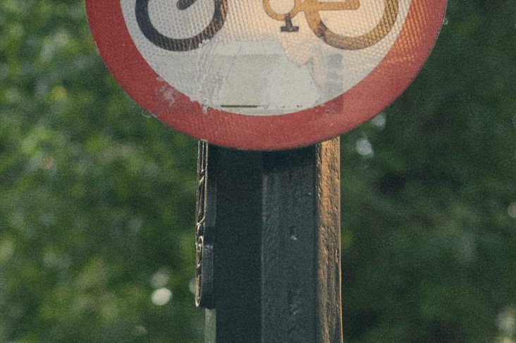 Road line marking for cyclists and pedestrians